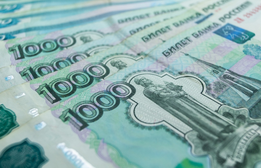 Клиентка «Золотого яблока» получила 4 млн рублей компенсации после падения в магазине