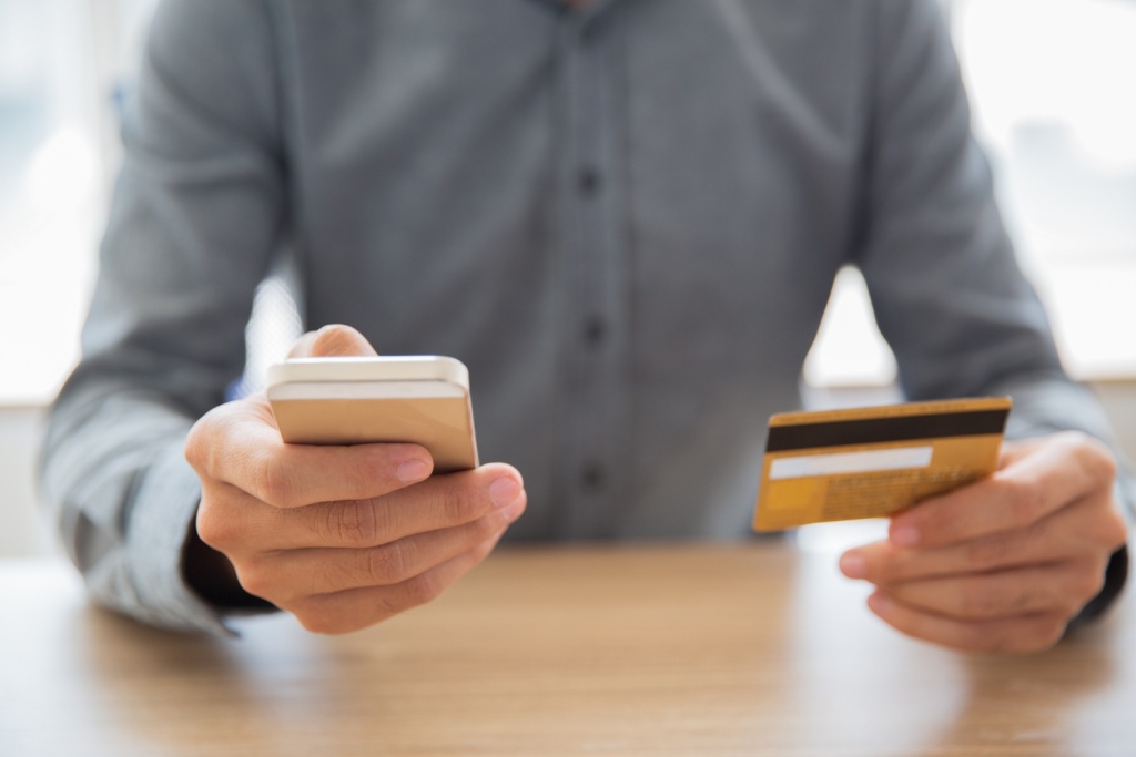 Дочерняя платформа Visa ограничила операции по переводу денег с Казахстаном Дочерняя платформа Visa ограничила операции по переводу денег с Казахстаном