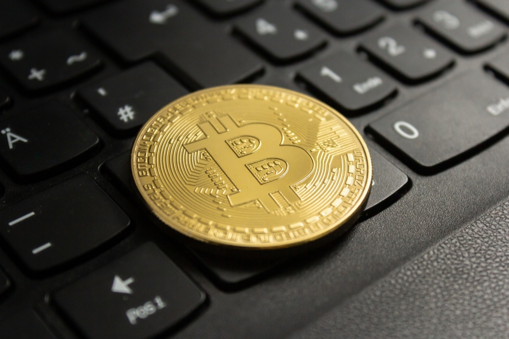 Эксперт спрогнозировал биткоин по 70 тысяч долларов к концу 2024 года
