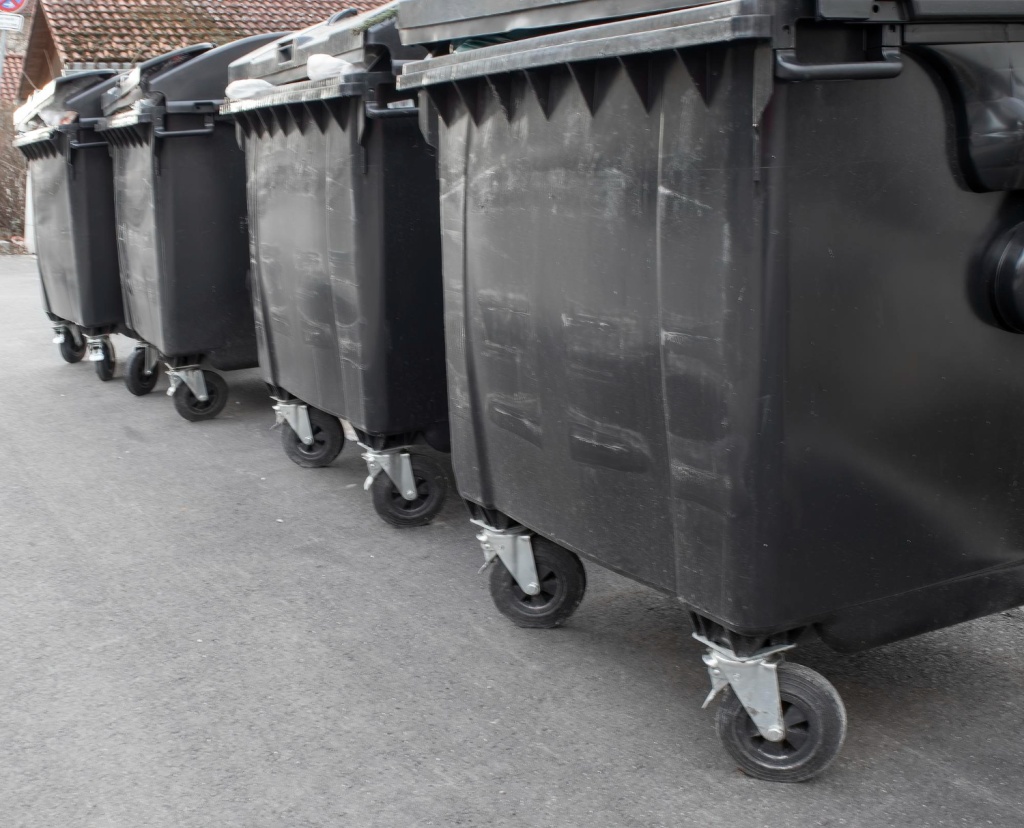 В Вологодской области суд обязал компанию вывозить мусор по установленному графику