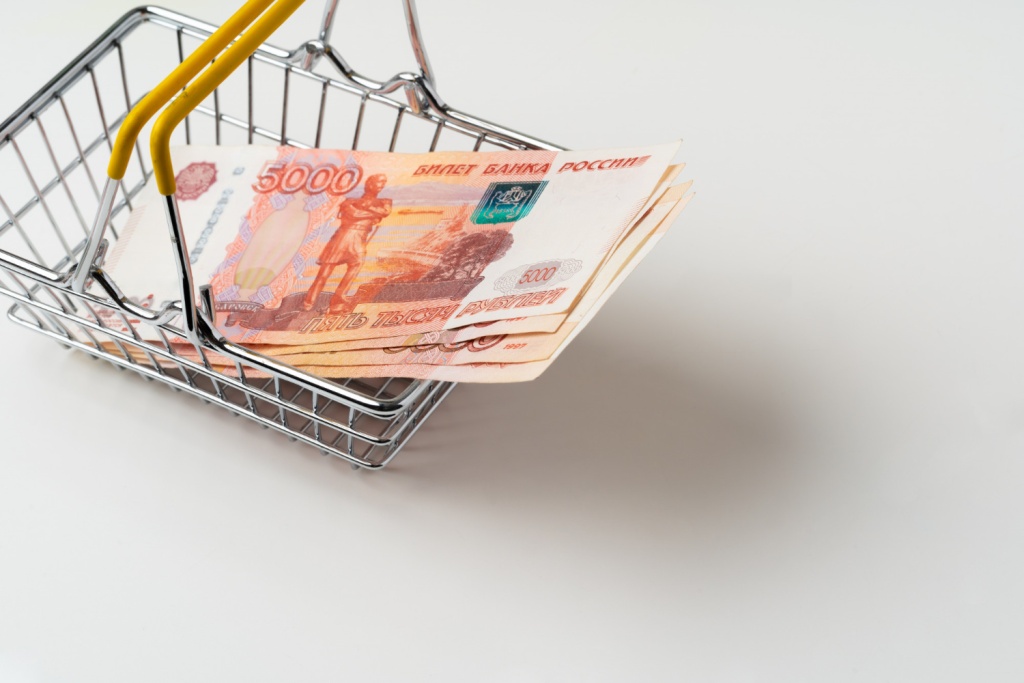 Исследование: россияне в среднем тратят до 5 тысяч рублей на онлайн-покупки