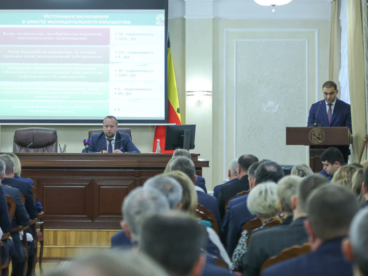 В Воронеже за девять месяцев 2025 года сотрудники районных управ выявили более тысячи брошенных автомобилей