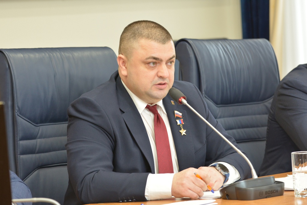Воронежская гордума рассмотрела 38 вопросов: от ускорения согласования земляных работ до изменений в бюджет и поддержки социальных инициатив Воронежская гордума рассмотрела 38 вопросов: от ускорения согласования земляных работ до изменений в бюджет и поддержки социальных инициатив