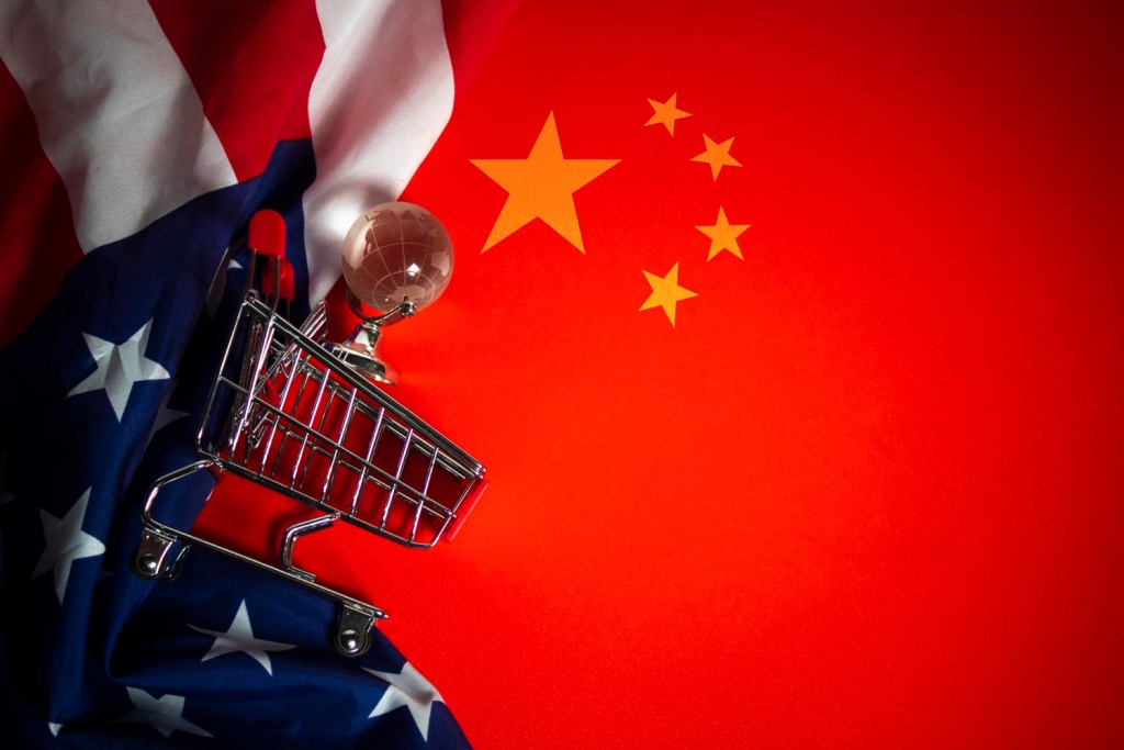 Вступили в силу ответные торговые пошлины Китая на американские товары