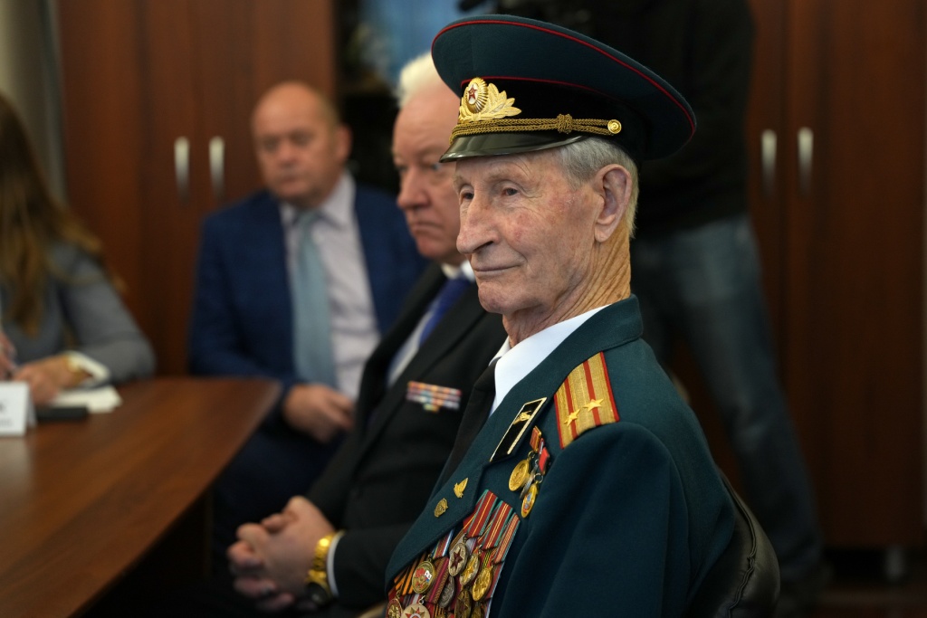 Юрий Матузов: личный приём как способ увидеть и решить реальные проблемы жителей Юрий Матузов: личный приём как способ увидеть и решить реальные проблемы жителей
