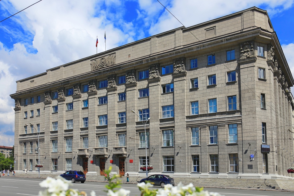 Мэрия Новосибирска намерена разорвать контракты с недобросовестными подрядчиками