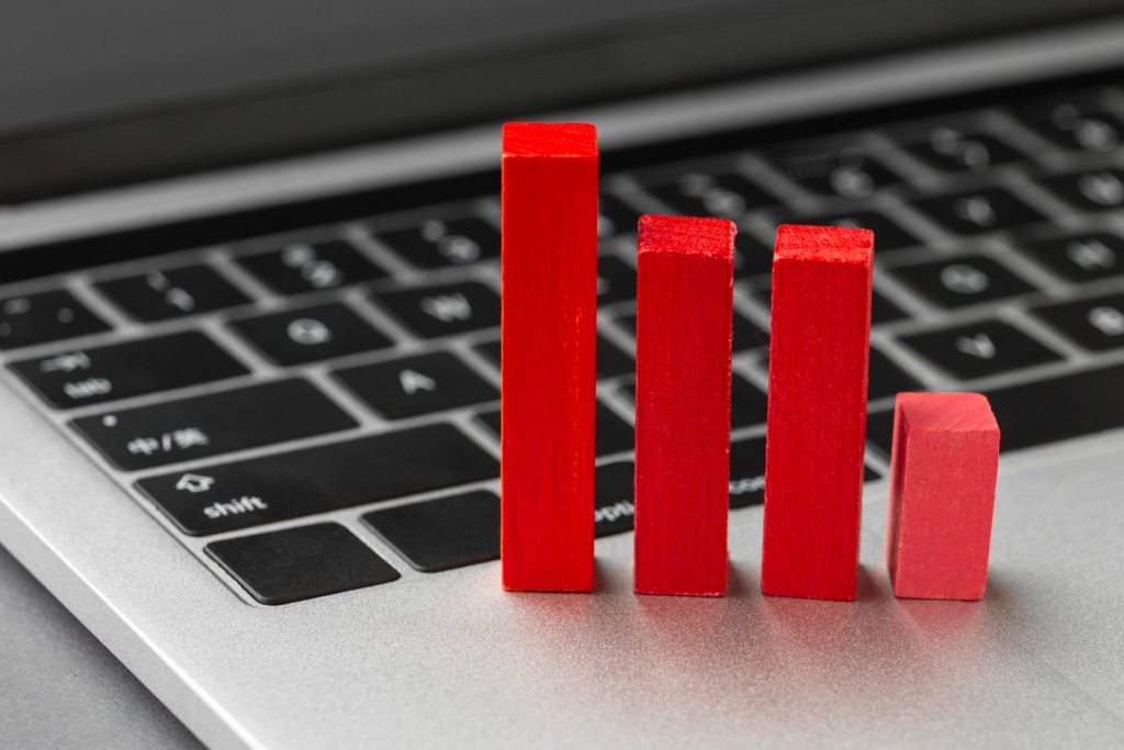 Рынок e-commerce в России замедлил рост в 2024 году